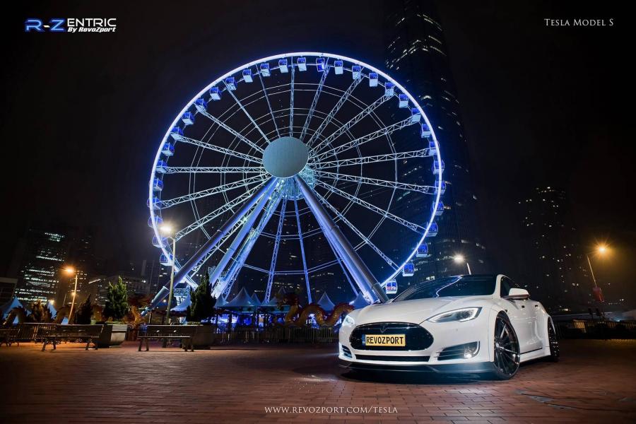  Tesla Model S P85D by Revozsport 2015 года  (фото 12 из 15)